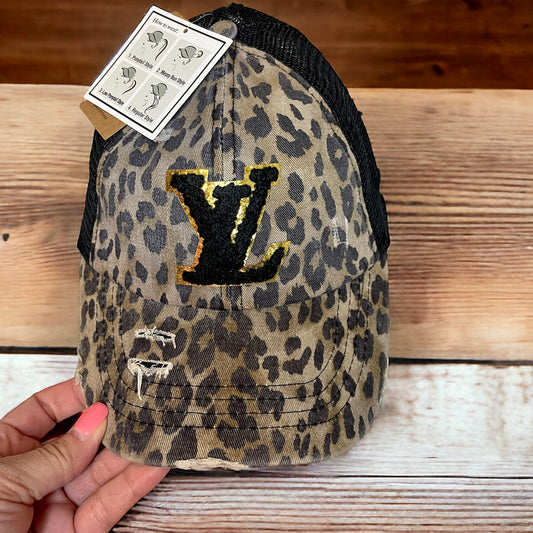 Cross Cross Back Ponytail Hat - Leopard/Black L V